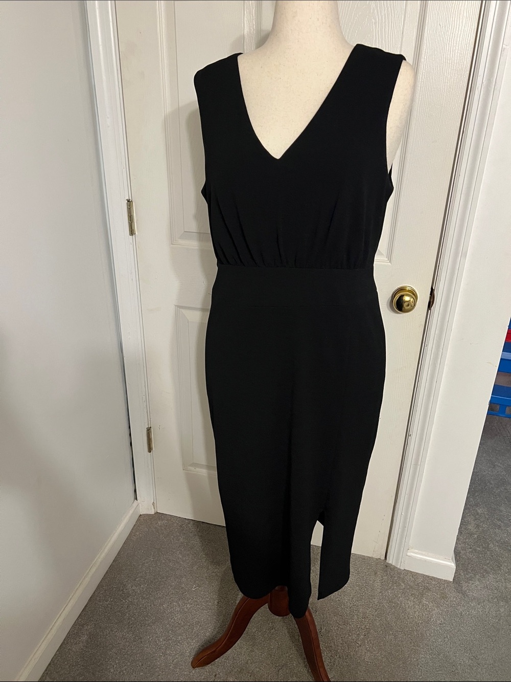 White House Black Market Black V-Neck Midi Dress 14
